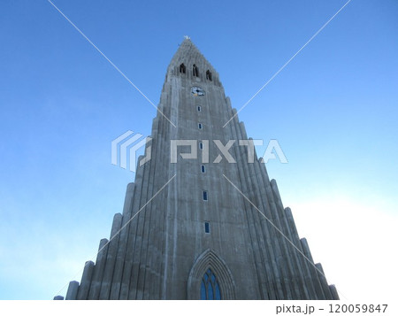 アイスランド、レイキャビク、ハットルグリムス教会 120059847