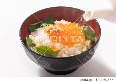 イクラと焼鮭たらこ　だし茶漬け 120060277