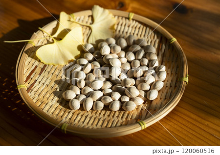 殻付き銀杏 殻付き銀杏 120060516