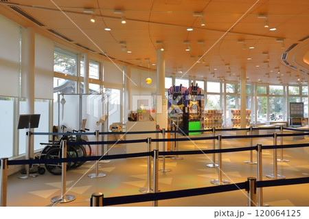 札幌藻岩山（もいわ山）ロープウェイの中腹駅　 120064125