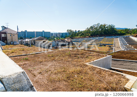 高台の造成地から八王子市街を見渡す 120066998