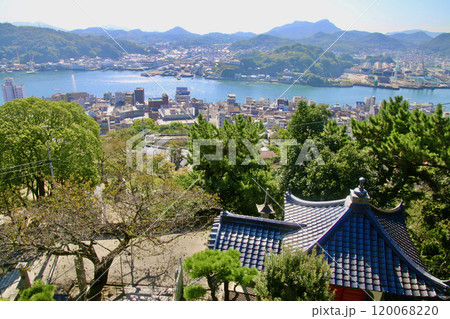 千光寺境内からの眺望・瀬戸内海と街並み（広島県・尾道市） 120068220