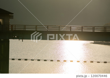 滋賀県甲賀市の野洲川の上流に造られた多目的ダムである青土ダムを撮影 120070446