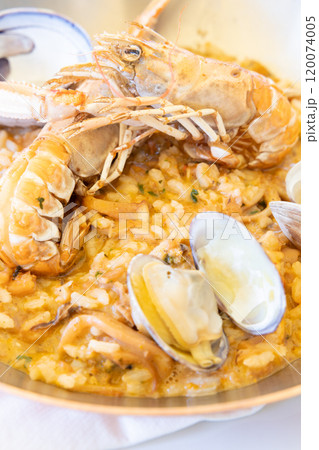 おいしいシーフードリゾット 120074005