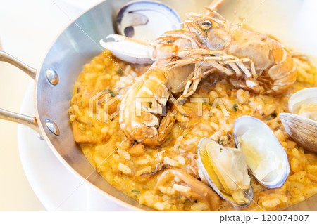 おいしいシーフードリゾット 120074007