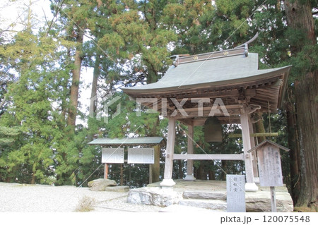 四国霊場第12番札所「焼山寺」鐘楼 四国霊場第12番札所「焼山寺」鐘楼 120075548
