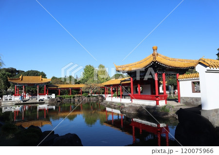 神奈川県川崎市 大師公園内の中国庭園・瀋秀園 120075966