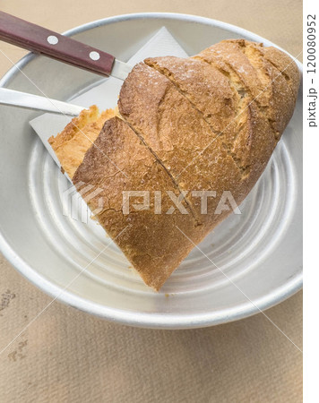 top view sliced whole grain bread on a plate 120080952