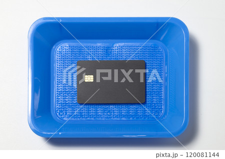 クレジットカードで支払いのイメージ 120081144