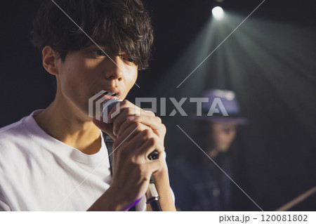 バンド　ライブ　ボーカリスト　 120081802