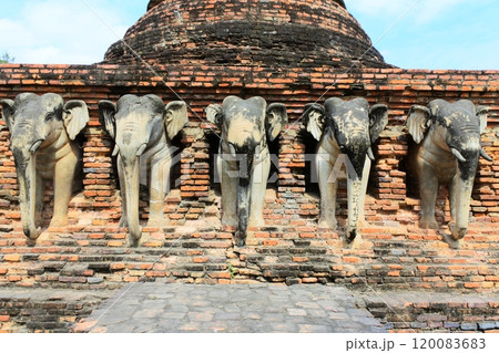 スコータイ歴史公園、東側、ワット・チャーン・ローム 120083683