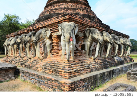 スコータイ歴史公園、東側、ワット・チャーン・ローム 120083685