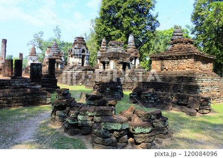 シー・サッチャナーライ歴史公園、ワット・チェーディー・チェット・テーオ シー・サッチャナーライ歴史公園、ワット・チェーディー・チェット・テーオ 120084096