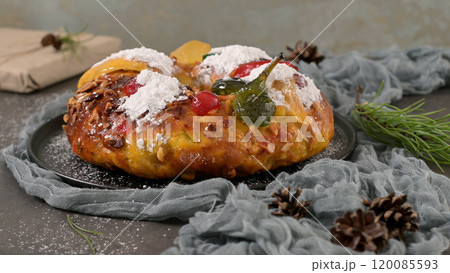 Bolo Rei or Kings Cake 120085593