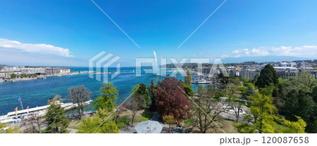Beautiful Lake Leman in Geneva from above on a sunny day 120087658