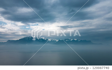 Dramatic sky over Lake Leman in Switzerland 120087740