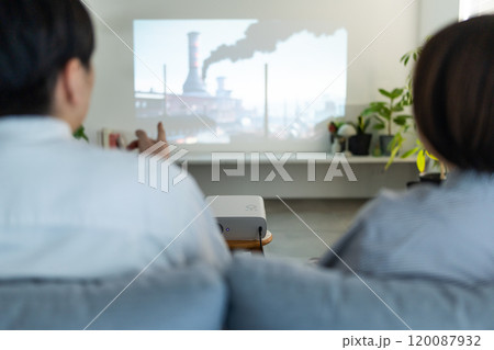 プロジェクターで投影 120087932