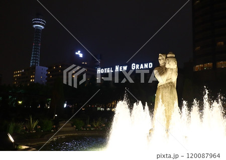 夜の山下公園 夜の山下公園 120087964