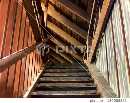 北海道大学第二農場穀物庫　2024年9月 120088881