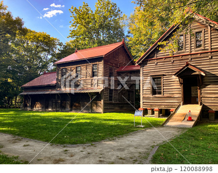 北海道大学第二農場動力室・脱ぷ室・収穫室　2024年9月 120088998