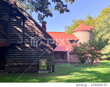 北海道大学第二農場牛舎　2024年9月 120089135