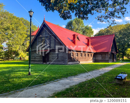 北海道大学第二農場牛舎　2024年9月 120089151
