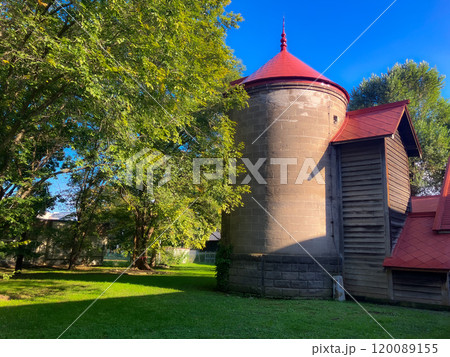 北海道大学第二農場牛舎　2024年9月 120089155