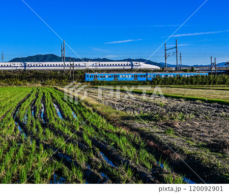 のぞみが近江鉄道を追い抜く奇跡のシーン 120092901