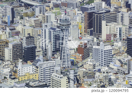あべのハルカス展望台から見ることができる大阪の都市風景 あべのハルカス展望台から見ることができる大阪の都市風景 120094795