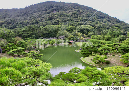 国の特別名勝・栗林公園（香川県・高松市） 120096143