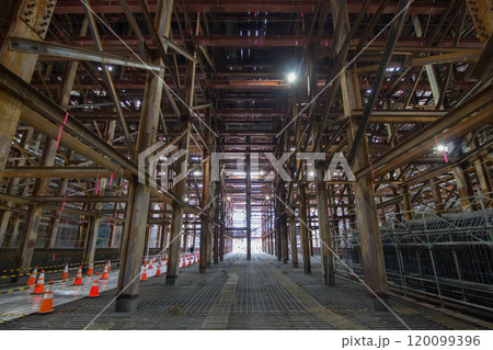 リニア橋本駅の工事現場 120099396
