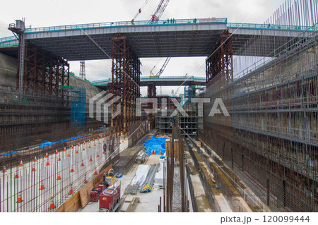 リニア橋本駅の工事現場 リニア橋本駅の工事現場 120099444