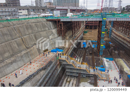 リニア橋本駅の工事現場 120099449