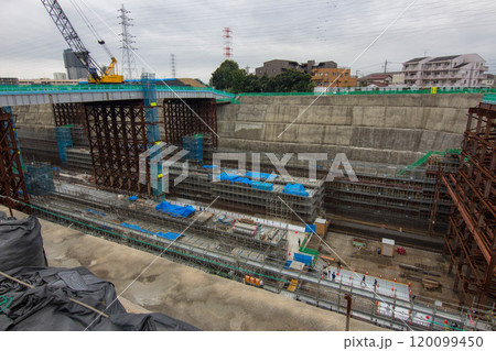 リニア橋本駅の工事現場 120099450