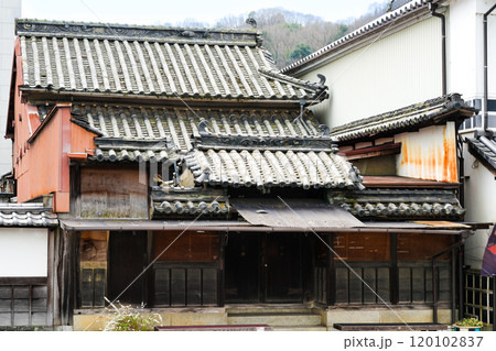 【重要伝統的建造物群保存地区】矢掛宿　旧山陽道沿いの商家　岡山県小田郡矢掛町 120102837