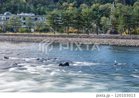 宇治川の急流　京都府宇治市 120103013