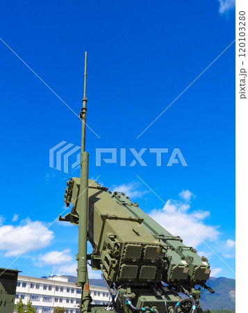 展示される航空自衛隊のパトリオットミサイル PAC-3 展示される航空自衛隊のパトリオットミサイル PAC-3 120103280