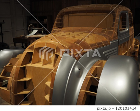 自動車のモックアップ 120103414