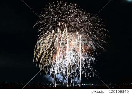 ラグーナビーチの花火甲子園 120106340