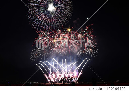ラグーナビーチの花火甲子園 120106362