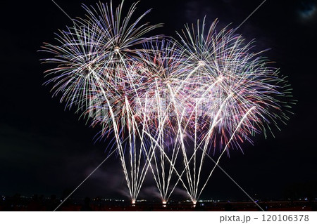 ラグーナビーチの花火甲子園 120106378