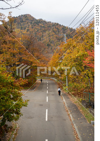 北海道　札幌　定山渓　秋　紅葉 120111455
