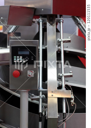 automatic conical dough rounder machine closeup 120111535