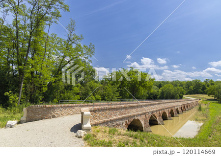 Portz Insel bridge near Mikulov, Southern Moravia, Czech Republic Portz Insel bridge near Mikulov, Southern Moravia, Czech Republic 120114669