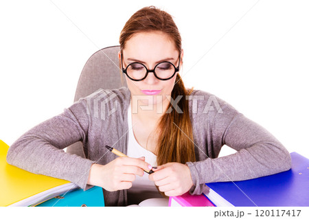 Woman in office working 120117417
