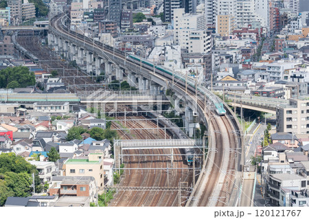 【東北新幹線】東京駅へ向かう新幹線 120121767