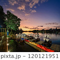 Sunset on the shore of Ipago Lake of Londrina 120121951