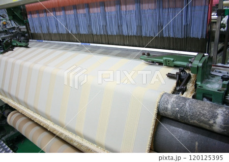 カーテン/絨毯織機工場01 120125395