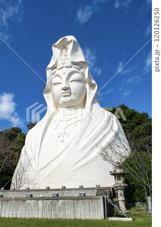 鎌倉市　仏海山　大船観音寺　大観音像 120126250