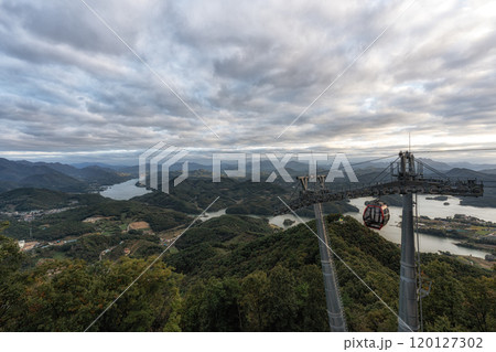 Cheongpyeong Lake Cable Car View 120127302